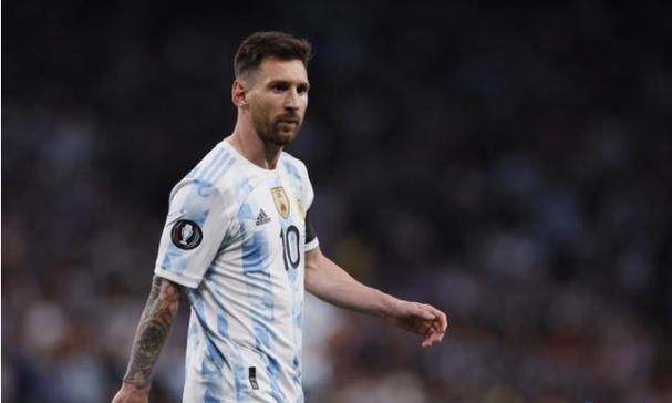 日经225跳水，日本GDP六个季度以来首次负增长